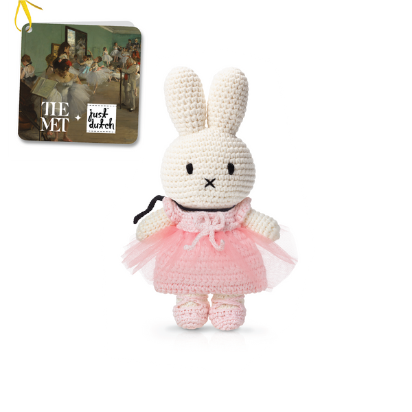 Miffy Handmade And Her Degas Outfit 手工鈎編公仔