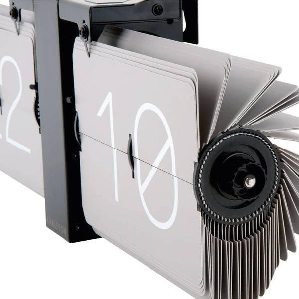 Flip Clock - Warm Grey 復古翻頁鐘 Karlsson