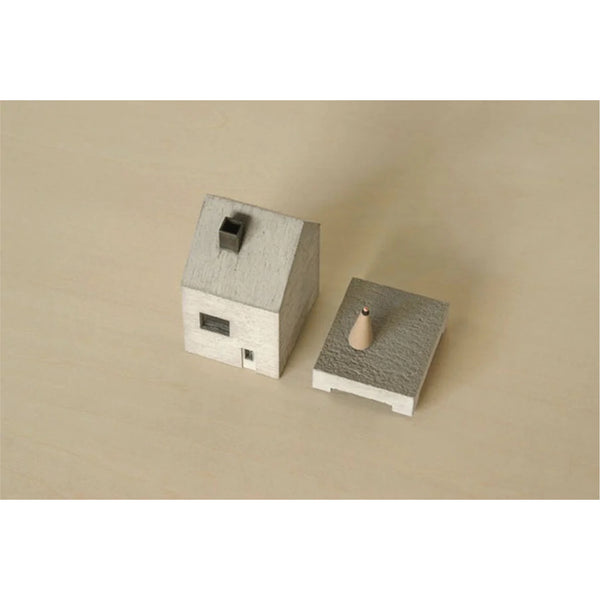 HOUSE INCENSE POT 飄煙小屋 - Natural