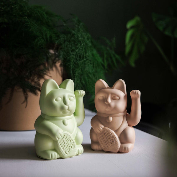 Lucky Cat - Ocher 土色 幸運招財貓 Donkey