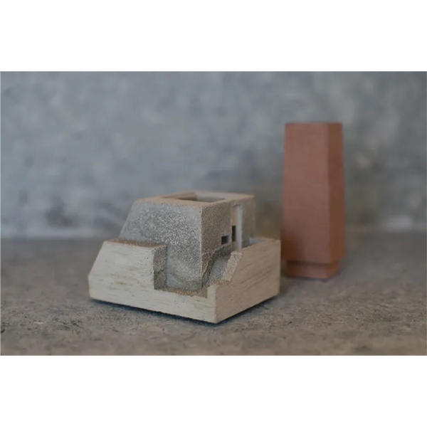 TOU INCENSE POT 飄煙小屋