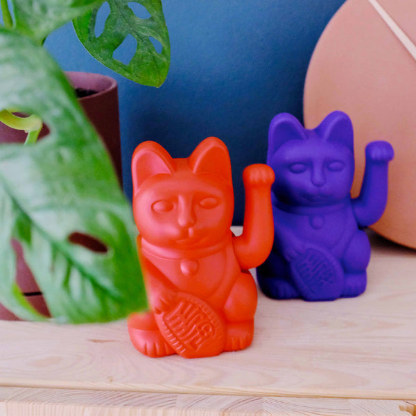 Lucky Cat Red MANEKI NEKO by donkey